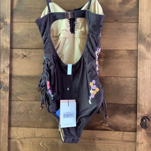 Spell Jimi One Piece NWT Size S - Picture 6 of 8